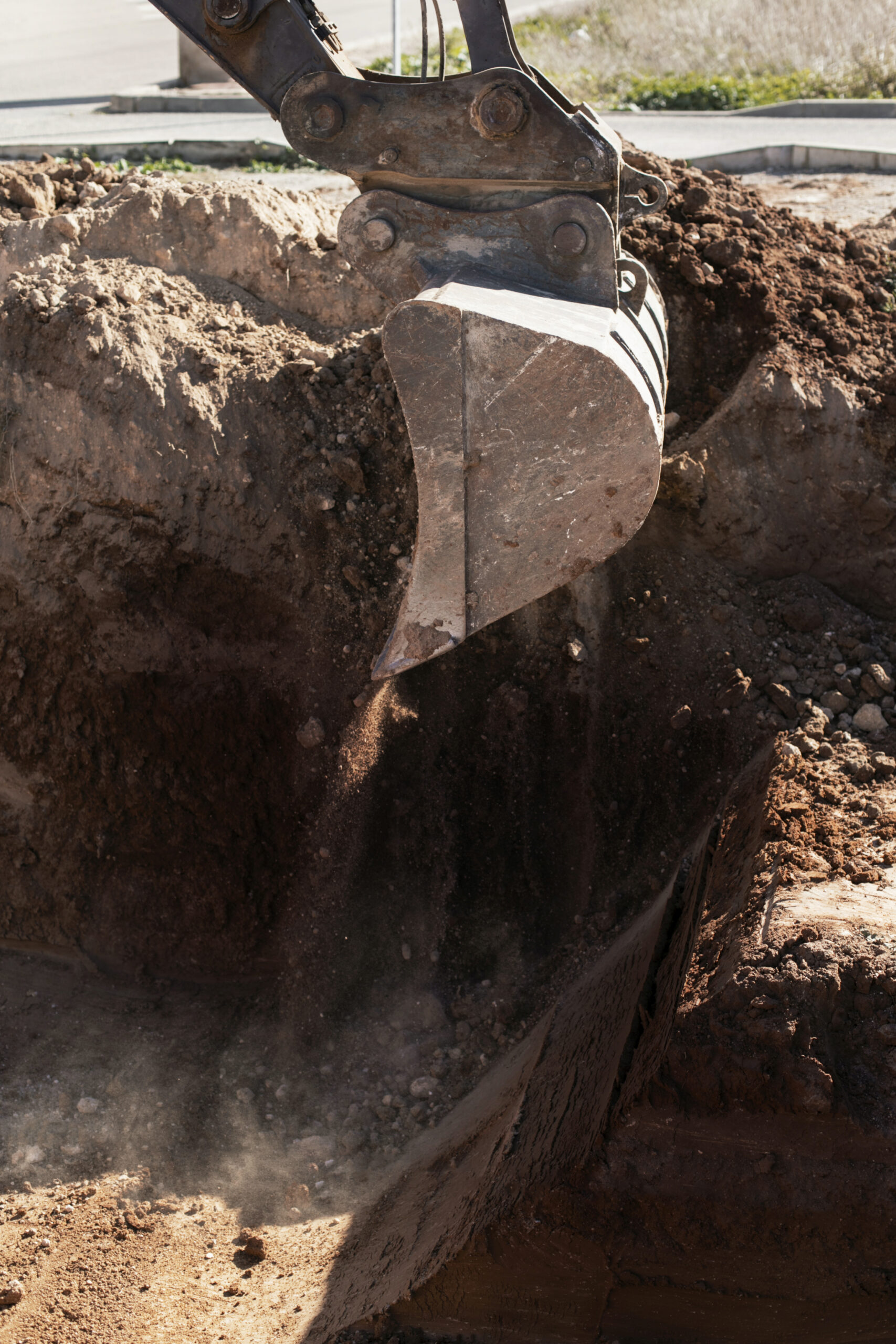 About excavator digging ground day light (1)
